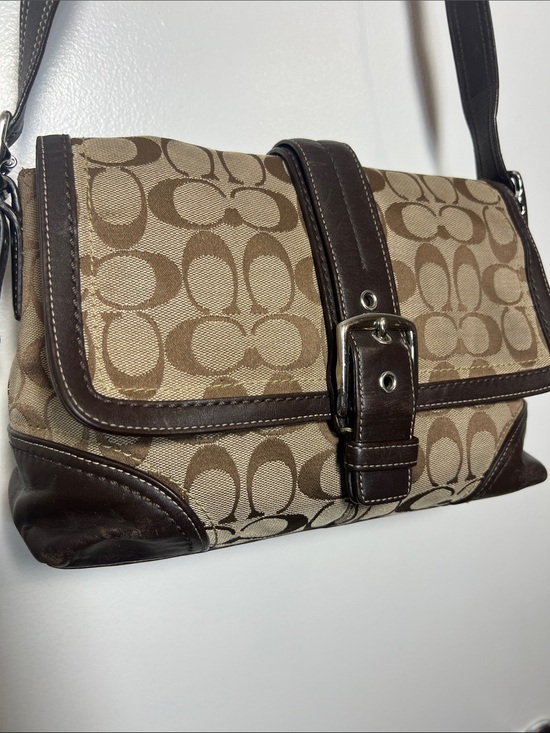 Coach Handbags - Coach Vintage Hamptons Signature Buckle Flap Shoulder Bag F12641